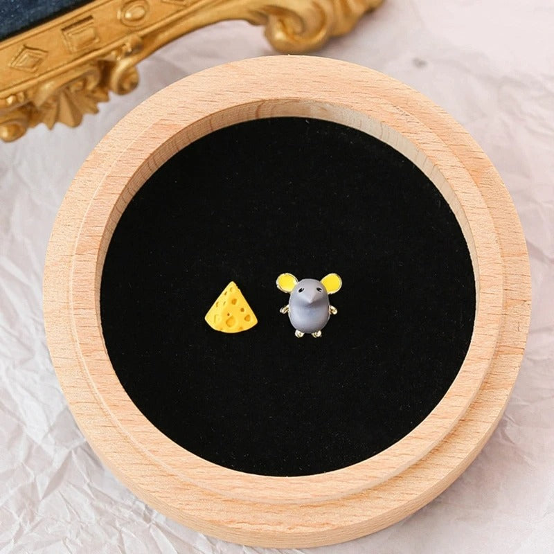 Cute 3D Cat Polymer Clay Handmade Earrings – Lightweight Cartoon Animal Stud Earrings for Women & Girls