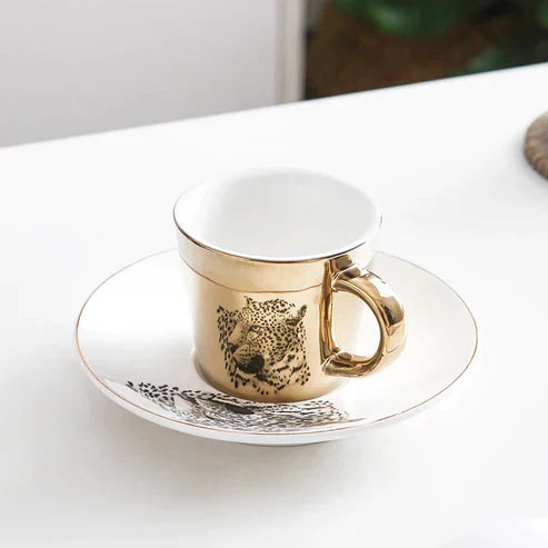 Mirror Reflection Cup – Unique Optical Illusion Floating Holographic Mug Gift