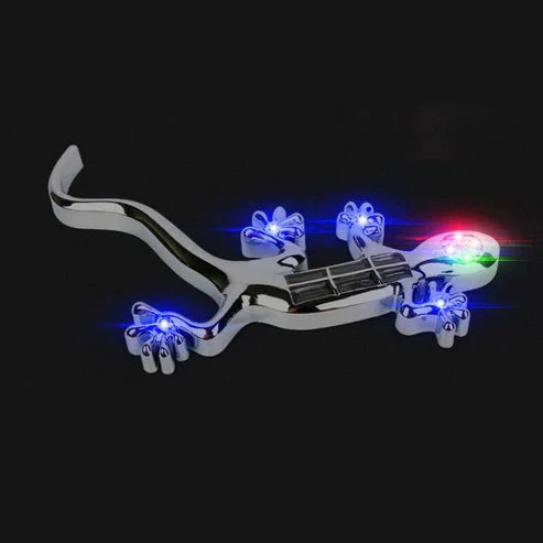 Gecko LED Car Auto Exterior Lamp - Solar Powered Decorative Warning Light