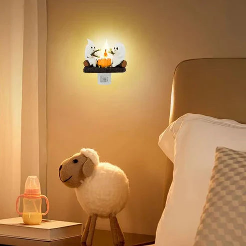 Ghost Campfire Flickering Night Light – Spooky Ambient LED Lamp for Halloween & Gothic Home Decor