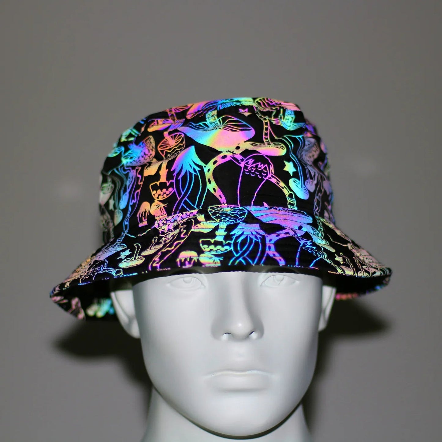 Reflective Bucket Hat – Y2K Harajuku Streetwear Cap