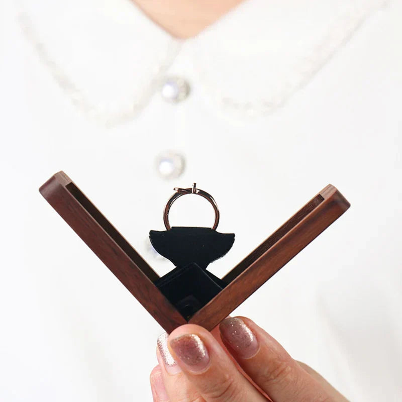 Lovely Wooden Rotating Ring Box - Handmade Proposal & Engagement Ring Bearer Box with Magnetic Closure