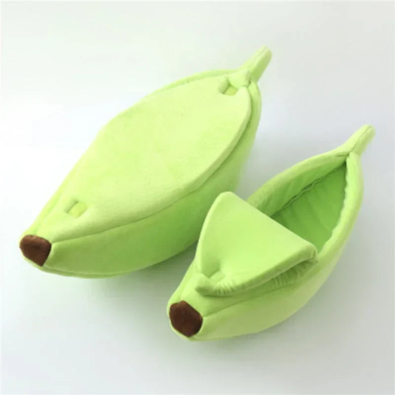 Warm Banana Shaped Cat Bed – Cosy Plush Kennel for Cats & Small Dogs