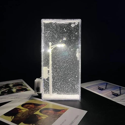 Street Light Snow Globe – Enchanting Winter Scene Decoration