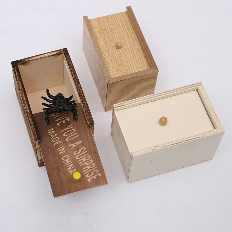 Wooden Spider Scare Box – Funny Prank Surprise Trick Toy