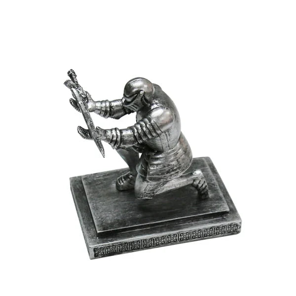 Knight Armour Pen Holder – Executive Soldier Figurine Pencil Stand for Office Desk