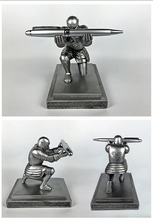 Knight Armour Pen Holder – Executive Soldier Figurine Pencil Stand for Office Desk