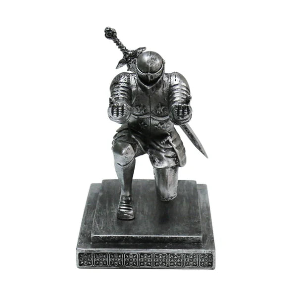 Knight Armour Pen Holder – Executive Soldier Figurine Pencil Stand for Office Desk