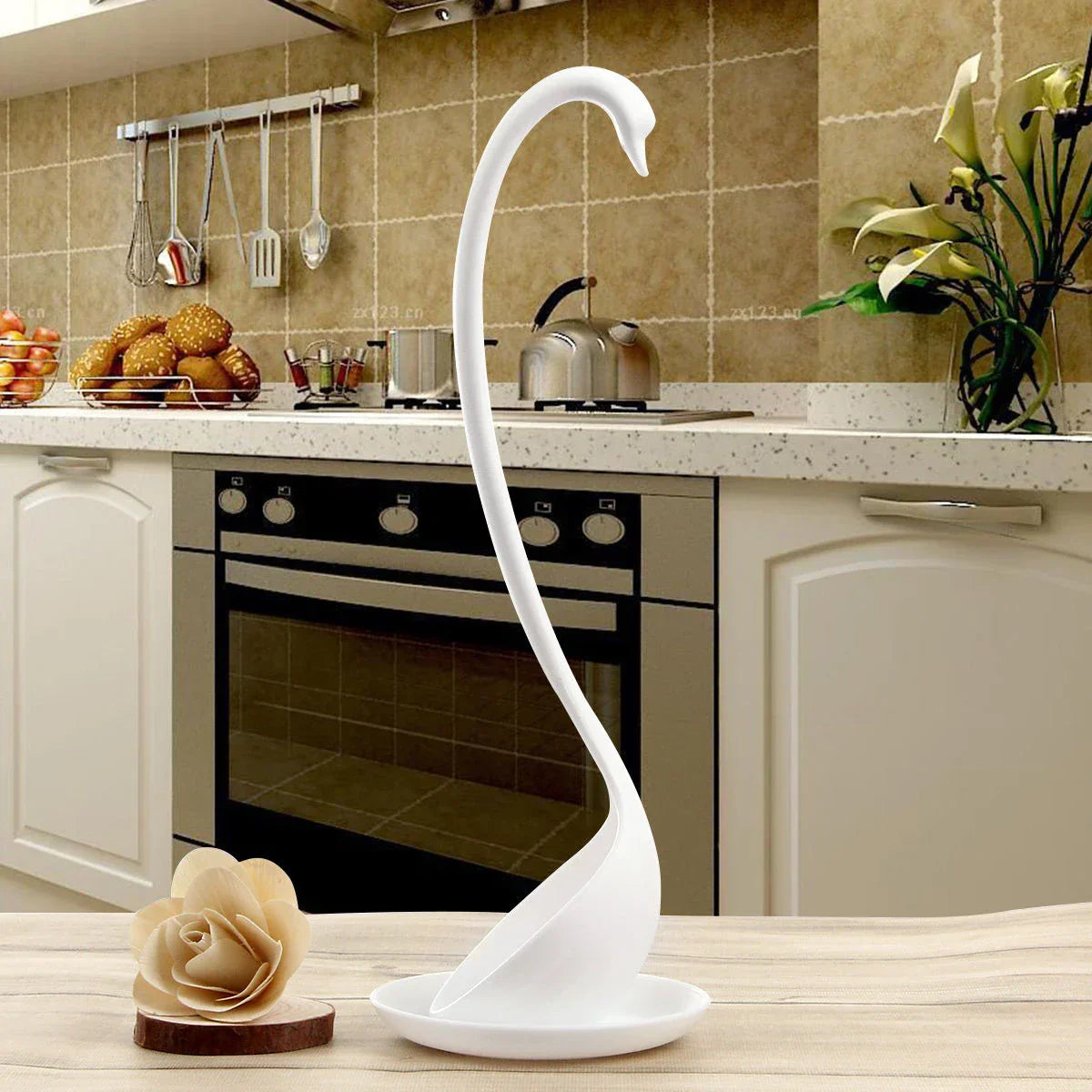 Swan Shaped Soup Ladle & Saucer Set – Elegant Upright Spoon Kitchen Cooking Tool