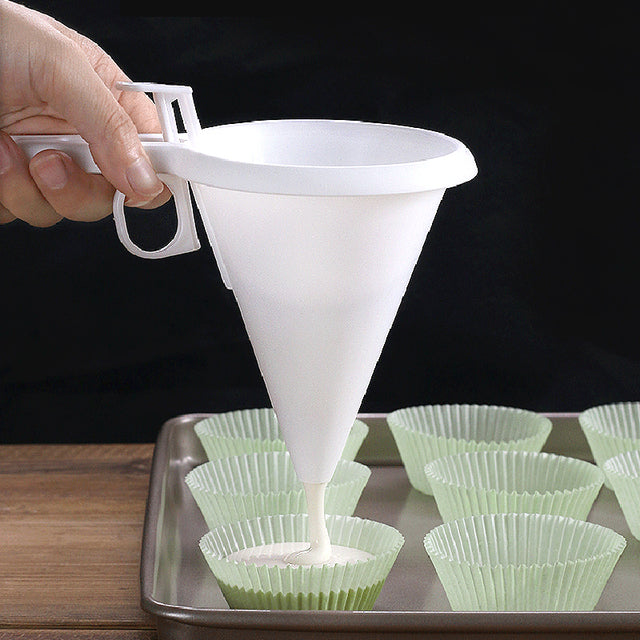 Plastic Donut Maker & Waffle Mold Set – DIY Doughnut Baking Tool