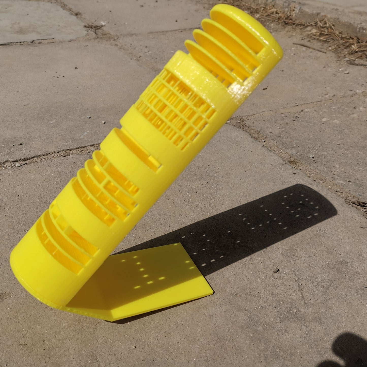 3D Printed Digital Sundial – Light-Projecting Time Display | Science Decor & Gift
