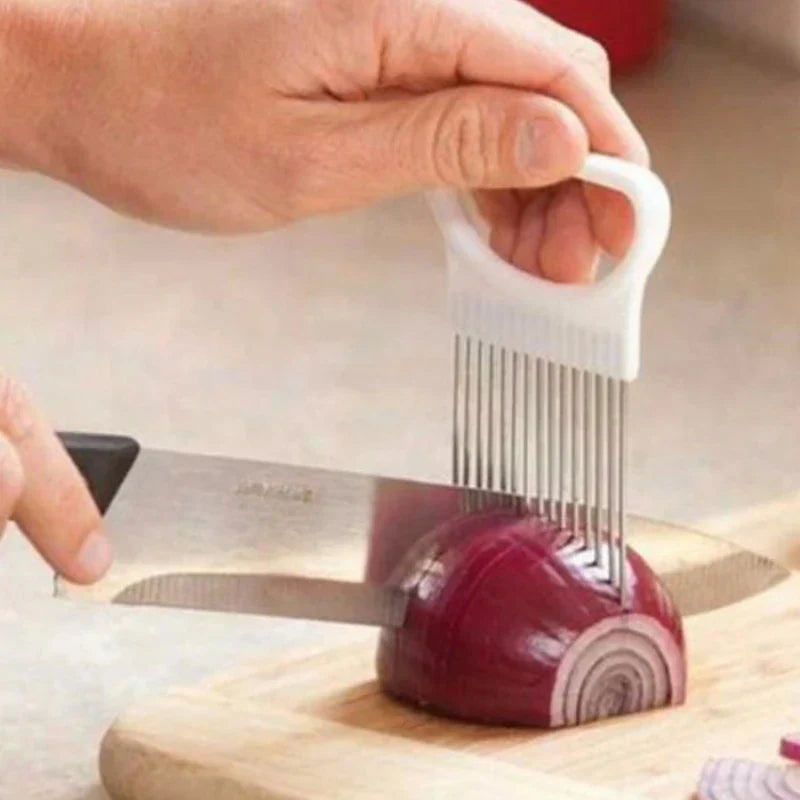 Stainless Steel Onion Holder Fork – Safe Hands-Free Vegetable & Fruit Slicer Cutting Aid