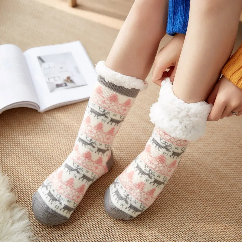 Penguin Plush Slipper Socks – Soft Non-Slip Floor Slippers Short Sock for Women & Girls