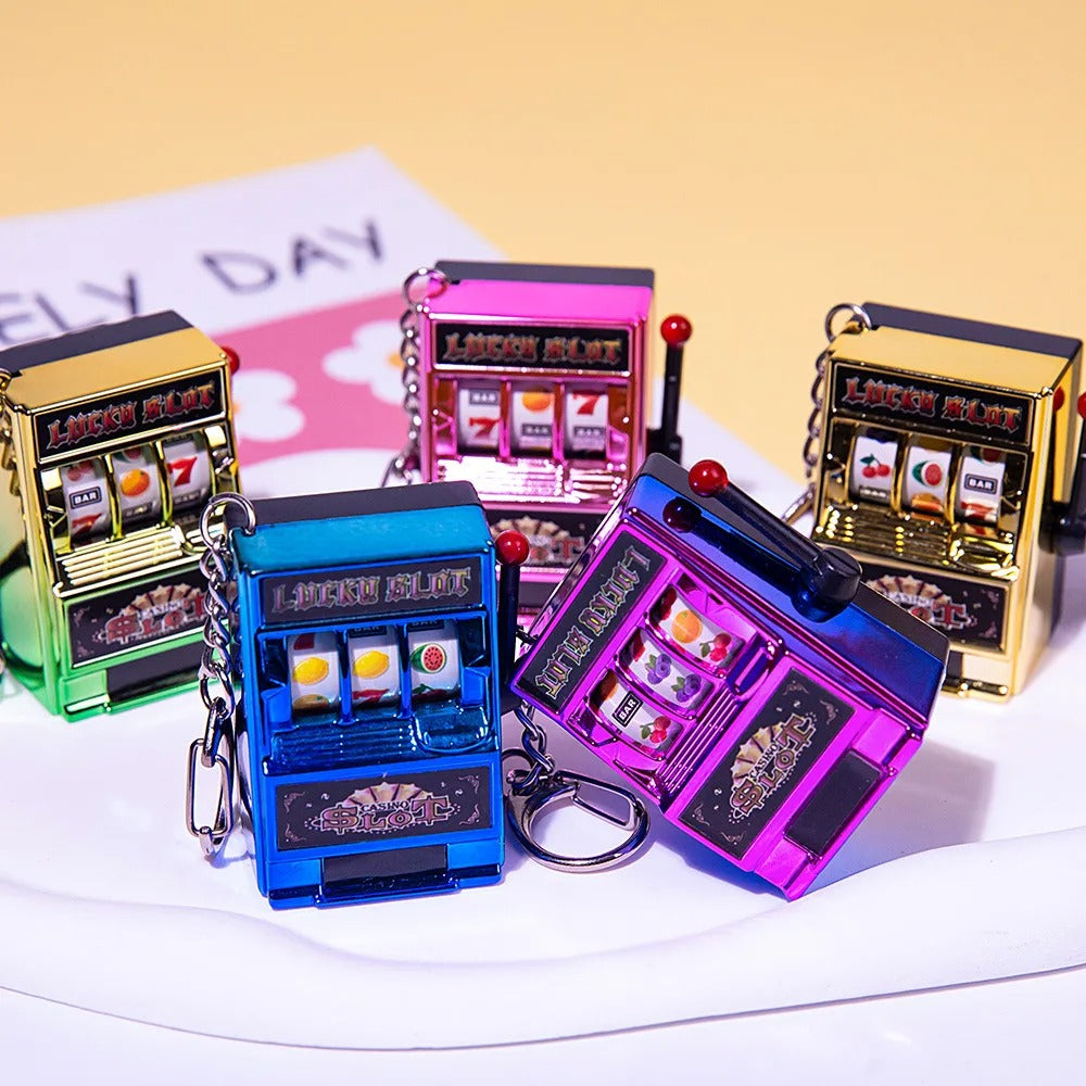 Mini Slot Machine Keychain – Novelty Lucky Charm Keyring Toy for Adults & Gambling Enthusiasts - QuirkyFindsHub