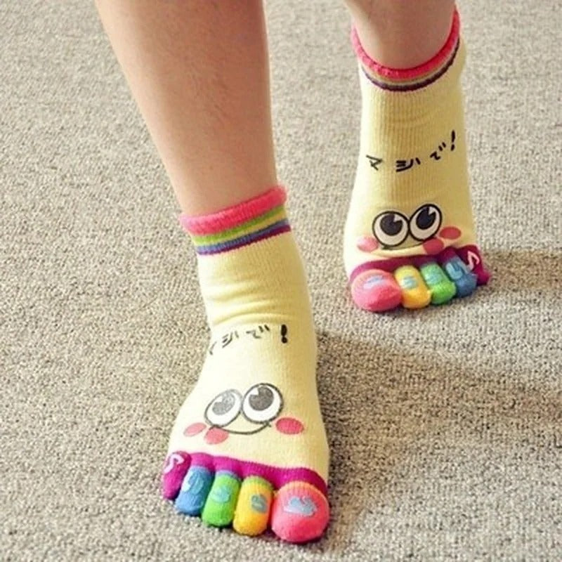 Five-Toe Crew Socks – Funny Short Cartoon Smiley Finger Show Socks
