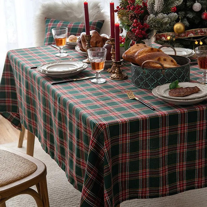 Christmas Checkered Tablecloth – Festive Holiday Table Cover for Dining, Parties & Xmas Gatherings