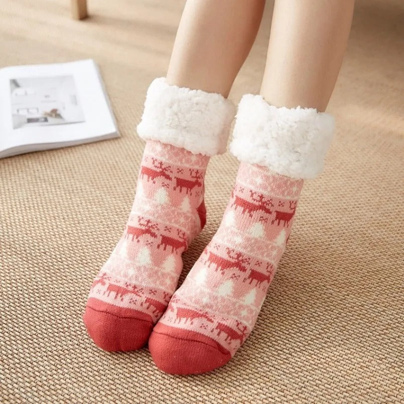Penguin Plush Slipper Socks – Soft Non-Slip Floor Slippers Short Sock for Women & Girls