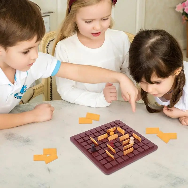 Wooden Checkers Board Game – Classic Two-Player Strategy Game for Family & Friends