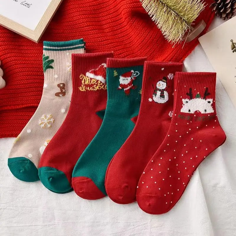 Cartoon Christmas Socks – 5 Pairs Festive Novelty Socks Gift Set for Adults & Kids