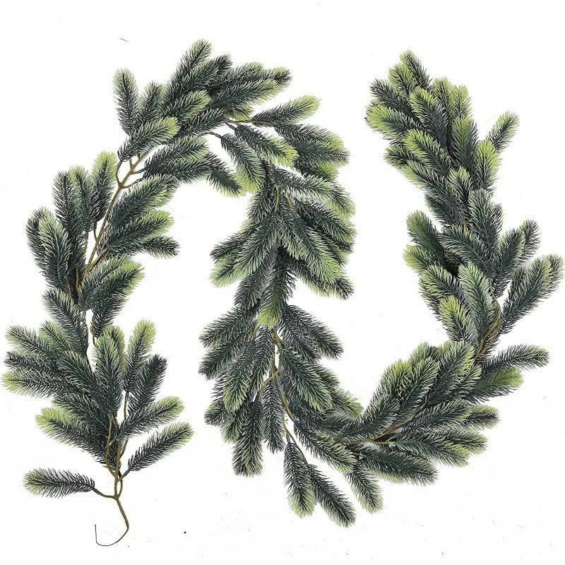 Artificial Pine & Cypress Christmas Wreath – PE Encrypted Rattan Wreath for Festive Door & Wall Decor