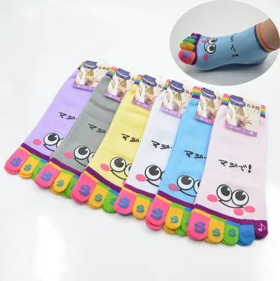 Five-Toe Crew Socks – Funny Short Cartoon Smiley Finger Show Socks