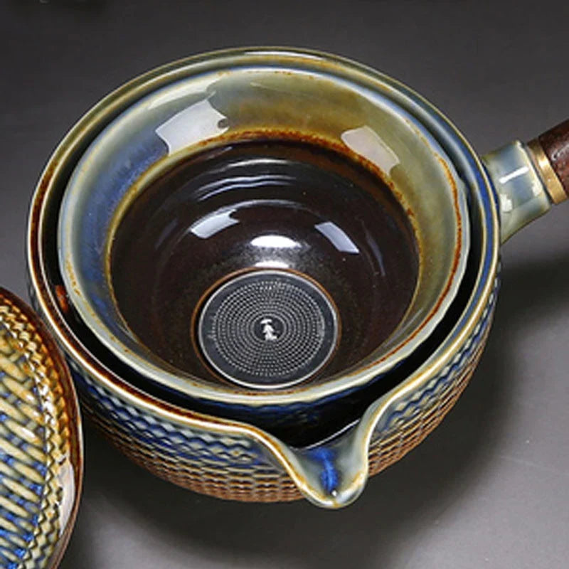 Chinese Gongfu Tea Set – 360° Rotation Ceramic Tea Maker & Infuser Cup for Pu’er