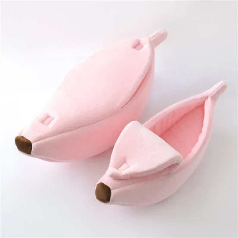 Warm Banana Shaped Cat Bed – Cosy Plush Kennel for Cats & Small Dogs